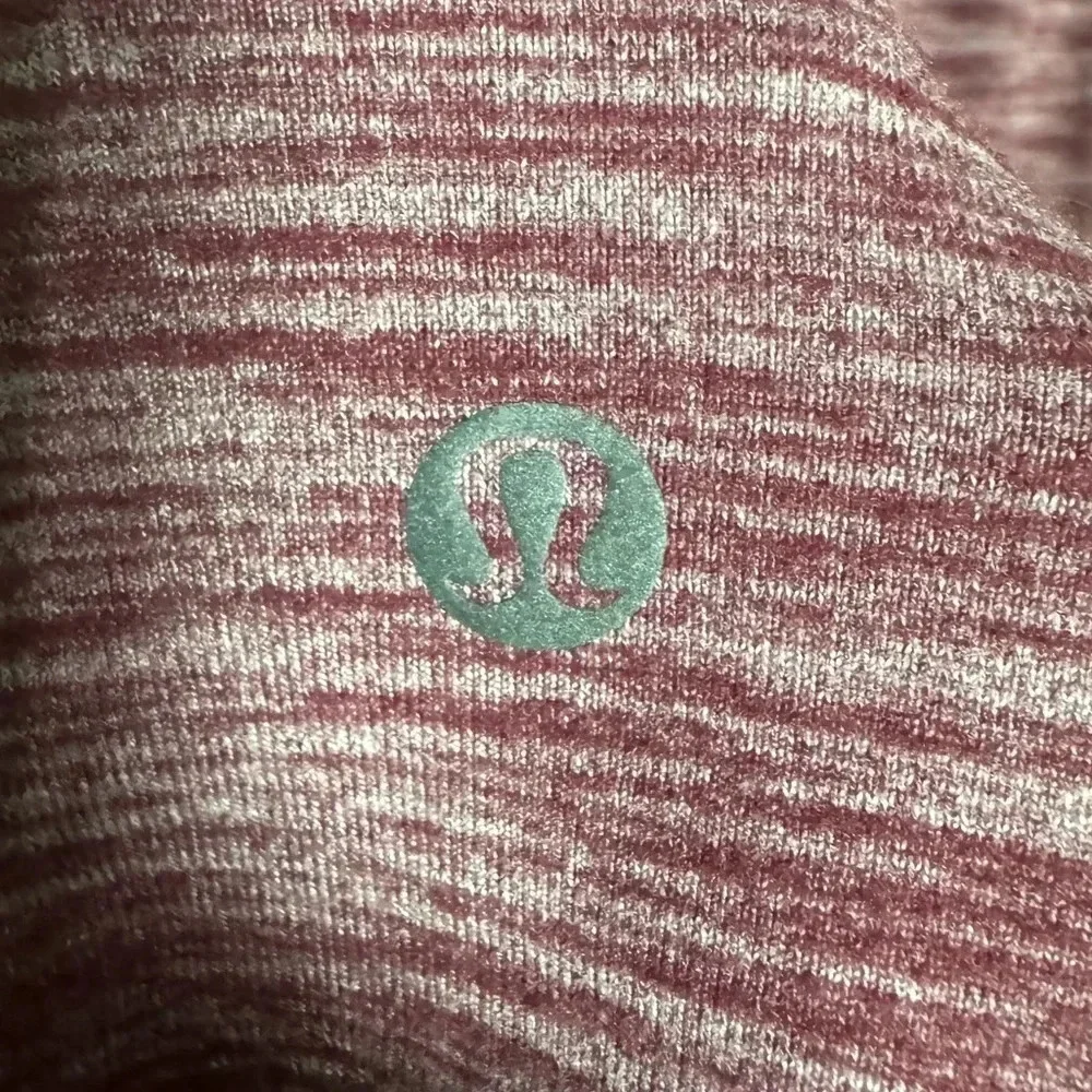 Lululemon &go Where-To Skirt in Heathered Bordeaux Drama